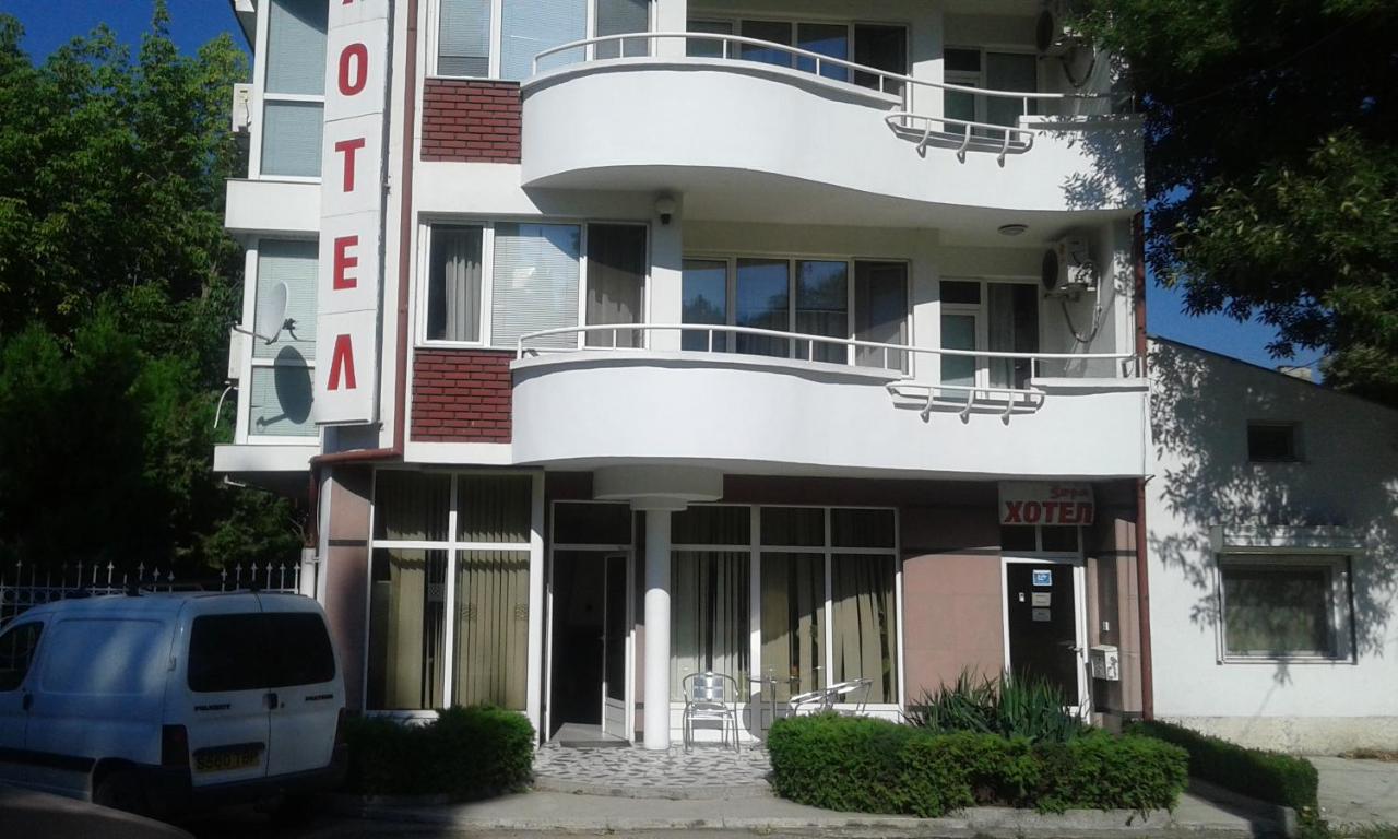 Hotel Zora ヴィディン エクステリア 写真
